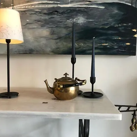 Eck Modern Retreat Timmel