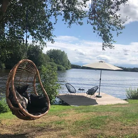 Eck Modern Retreat *